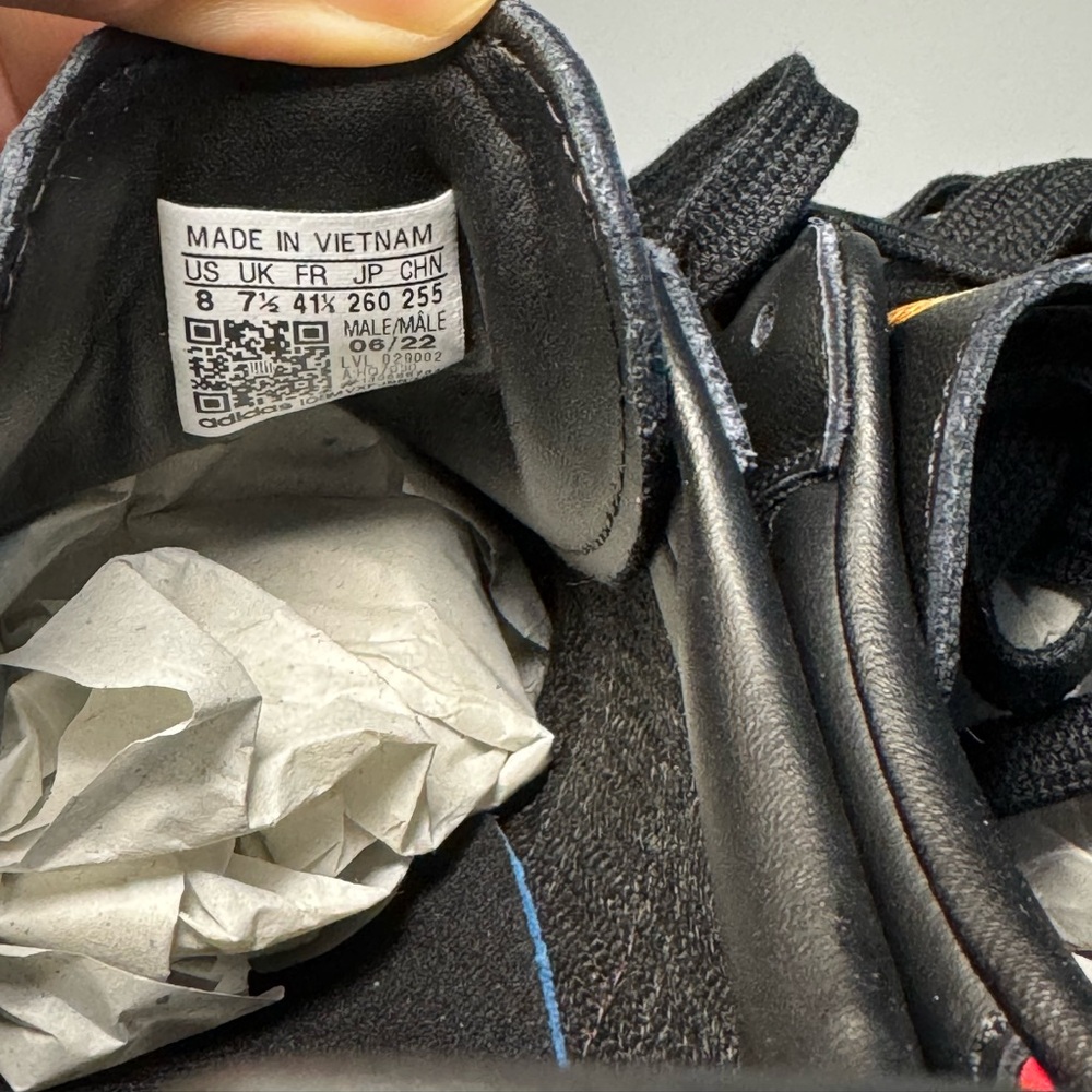 ADIDAS SAMBA TEAM MANCHESTER UNITED SIZE 8 - Picture 7 of 8